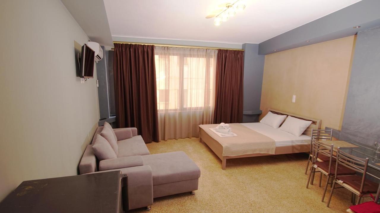 Aparthotel Day In Ateny Zewnętrze zdjęcie